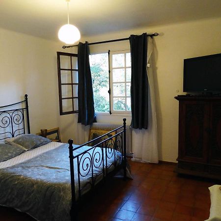 Chambre Dans Propriete La Croix Du Sud Le Pradet Exteriér fotografie