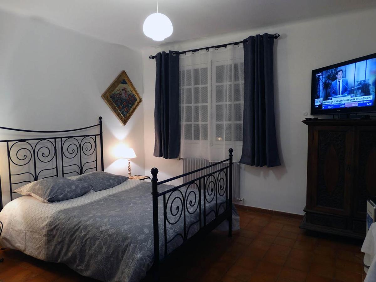Chambre Dans Propriete La Croix Du Sud Le Pradet Exteriér fotografie